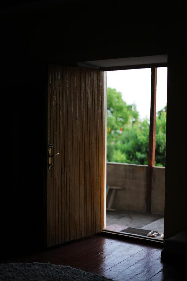 Noosh Guesthouse Ashnak Luaran gambar